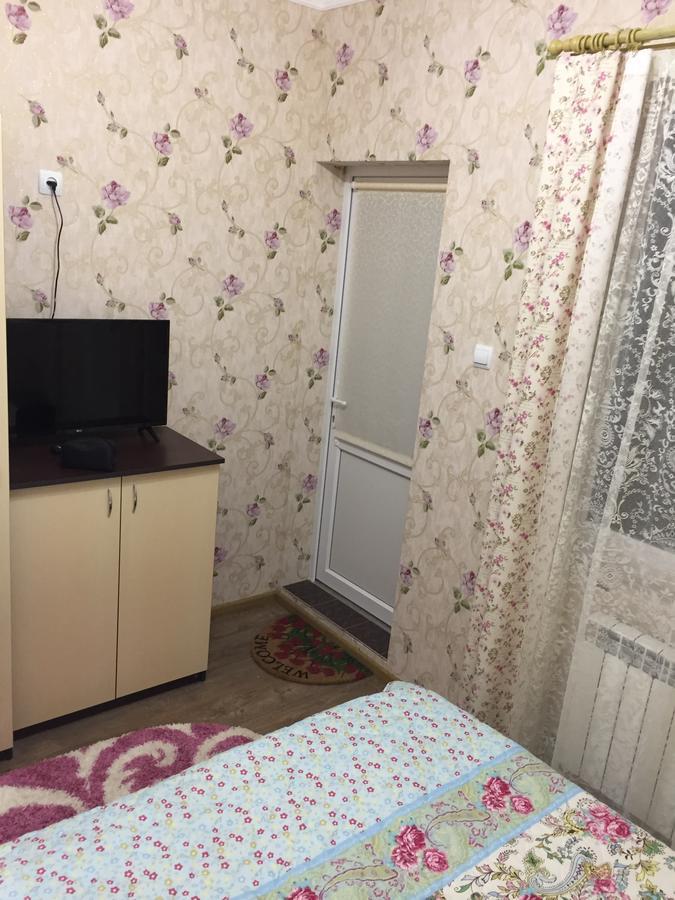 U Maksa Hotell Solochyn Eksteriør bilde